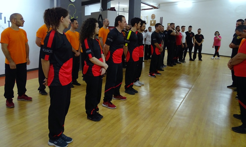 Kung Fu Academy di Sifu Mezzone Caserta Seminario di Weng Chun Tang Yik con GM Sunny So in Italia presso la scuola di arti marziali di wing chun e kung fu a Caserta (2)